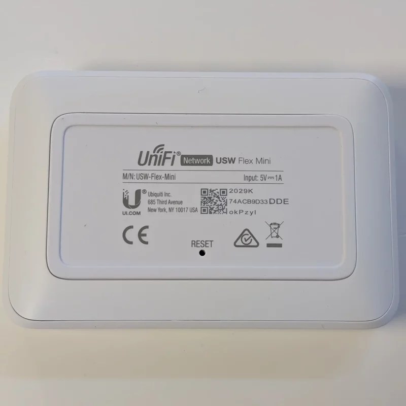 Switch managed Unifi USW Flex Mini, 5 porturi gigabit, 2.5W, USB-C